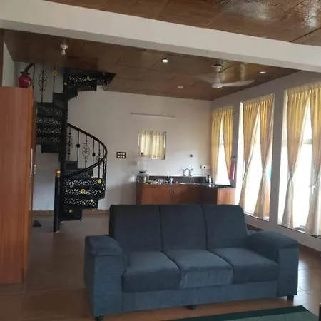 Waves Beach House Pondicherry Exterior photo