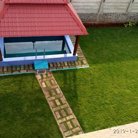 Waves Beach House Pondicherry Exterior photo