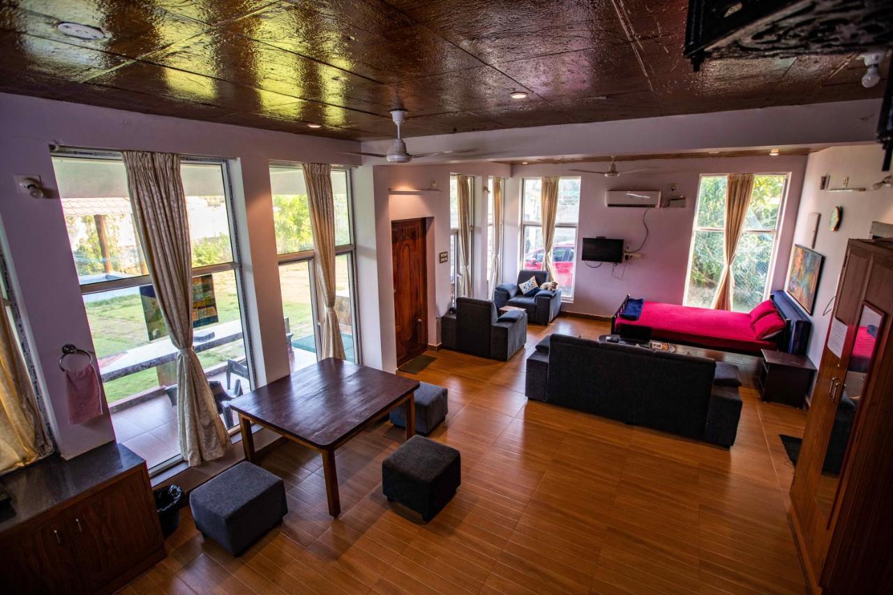 Holiday home Waves House