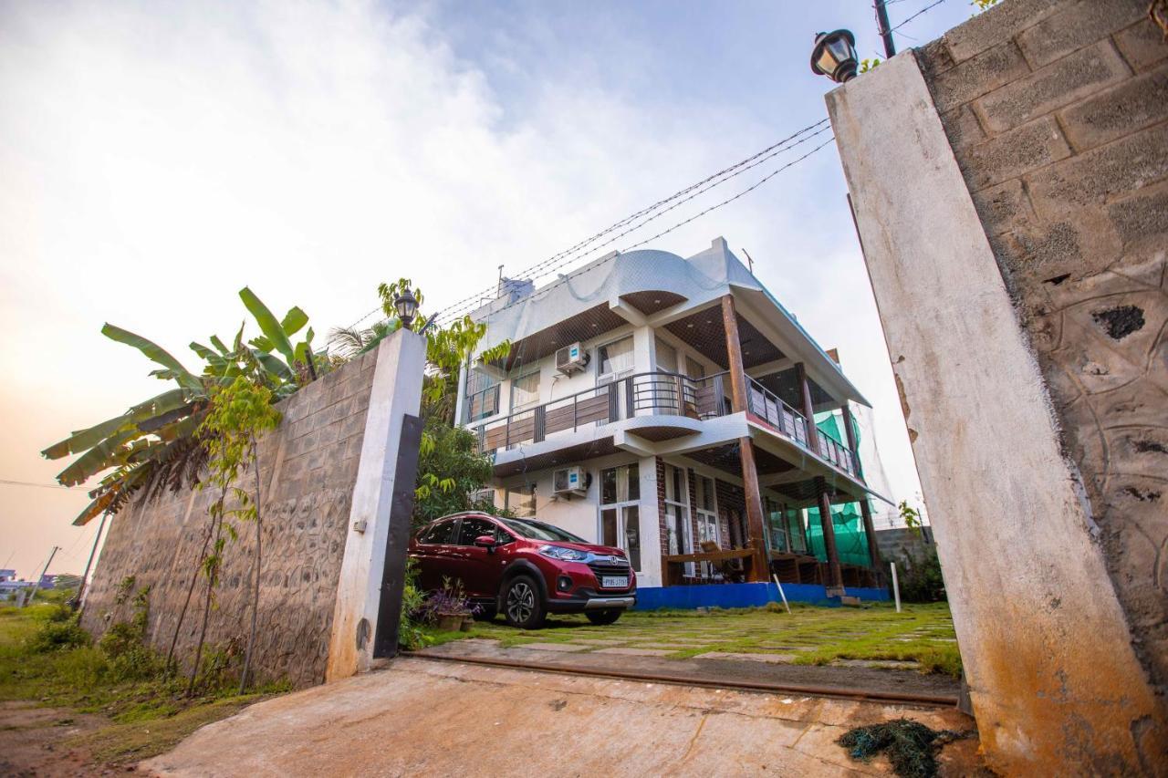 Holiday home Waves House *