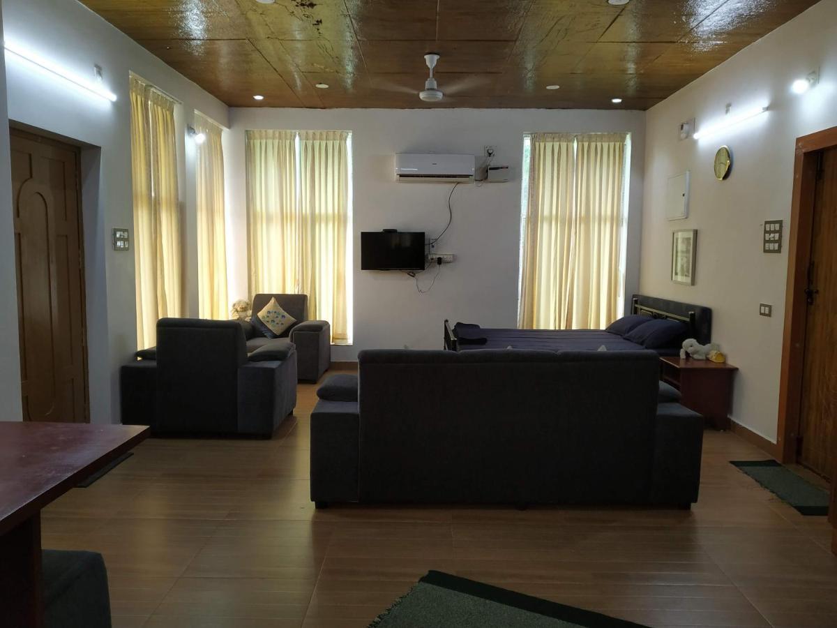 Waves House Holiday home *